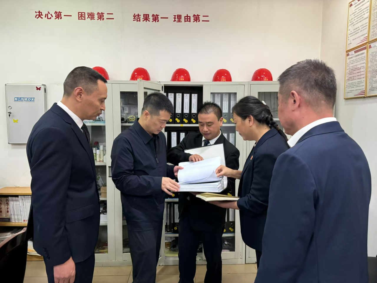 省尊龙凯时集团党委书记、董事长游勇国庆节期间调研督导旗下酒店经营及安全生产工作